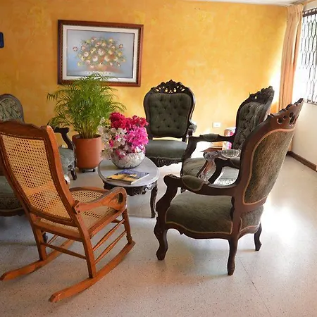 Casa La Española 2*